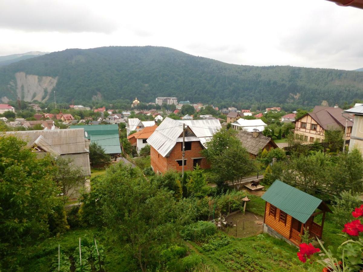 Glanz Cottage Yaremche Exterior photo